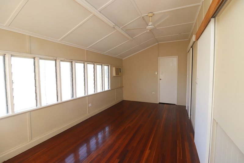 Photo - 14 Graham Street, Ayr QLD 4807 - Image 11