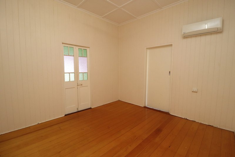 Photo - 14 Graham Street, Ayr QLD 4807 - Image 12