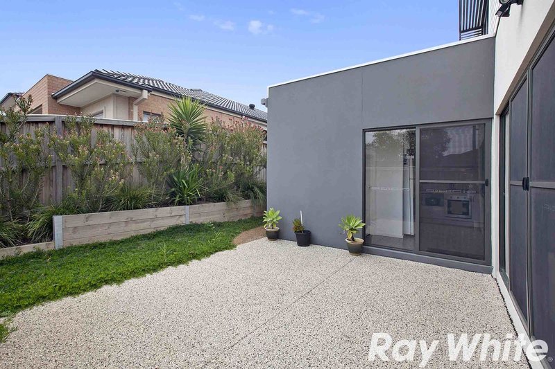 Photo - 14 Grandstand Way, Wollert VIC 3750 - Image 10