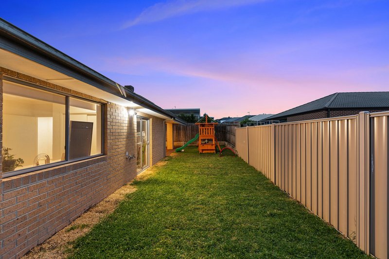 Photo - 14 Grattan Way, Pakenham VIC 3810 - Image 20