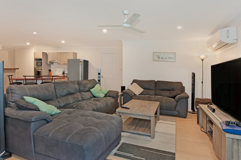 Photo - 14 Greenway Place, Deception Bay QLD 4508 - Image 7