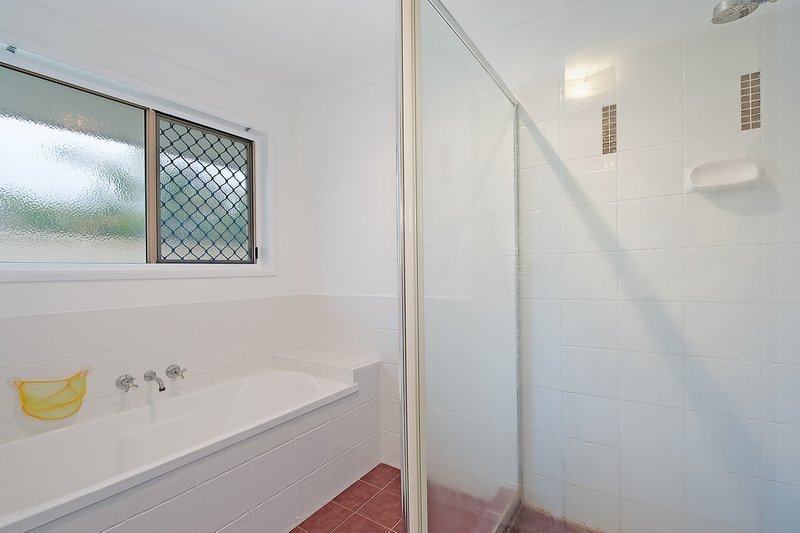 Photo - 14 Greenway Place, Deception Bay QLD 4508 - Image 10