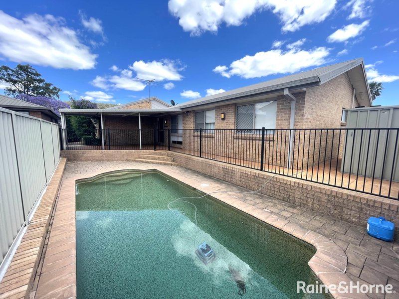 Photo - 14 Grey Street, Emu Plains NSW 2750 - Image 2