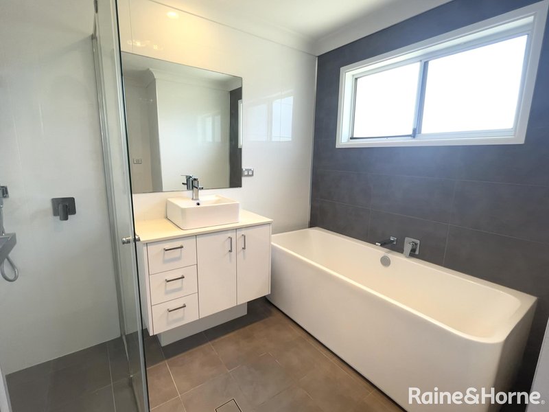 Photo - 14 Grey Street, Emu Plains NSW 2750 - Image 11