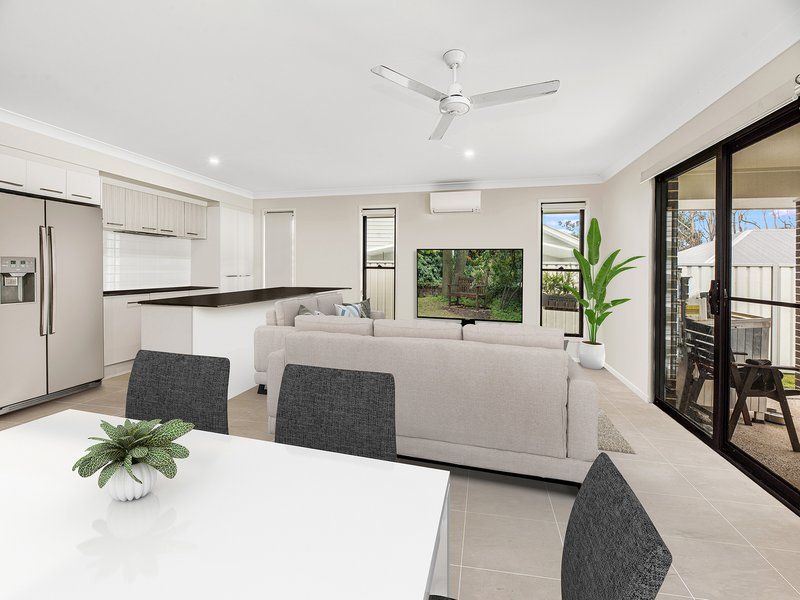 Photo - 14 Grove Boulevard, Mooloolah Valley QLD 4553 - Image 5