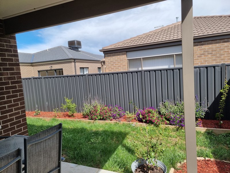 Photo - 14 Guidance Way, Tarneit VIC 3029 - Image 5