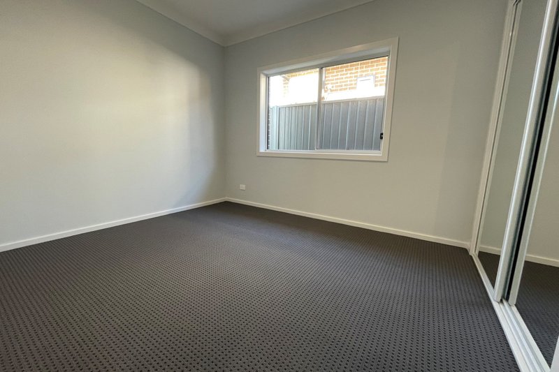 Photo - 14 Gully Gum Street, Horsley NSW 2530 - Image 11