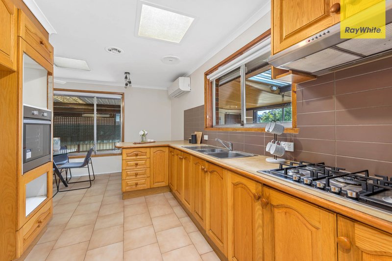 Photo - 14 Gumtree Close, St Albans VIC 3021 - Image 5