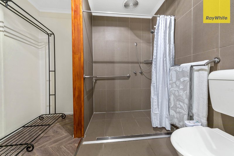 Photo - 14 Gumtree Close, St Albans VIC 3021 - Image 7