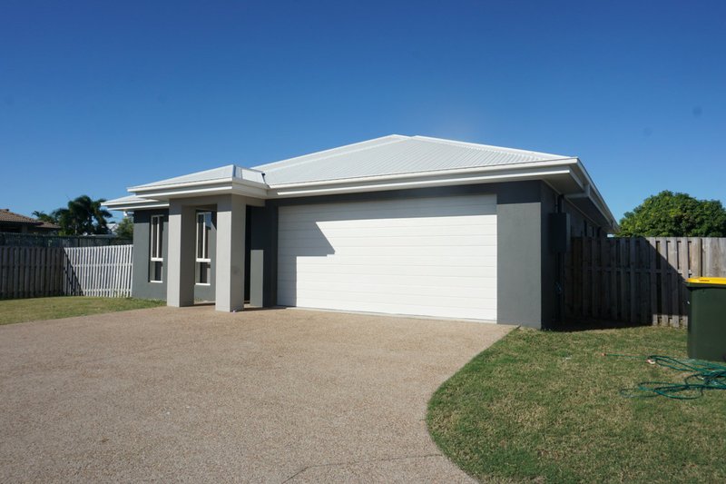 Photo - 14 Hamilton Street, Bowen QLD 4805 - Image 3