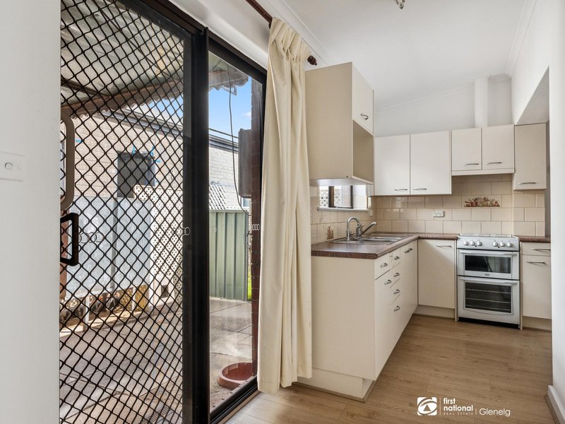 Photo - 1/4 Hamilton Street, Somerton Park SA 5044 - Image 7