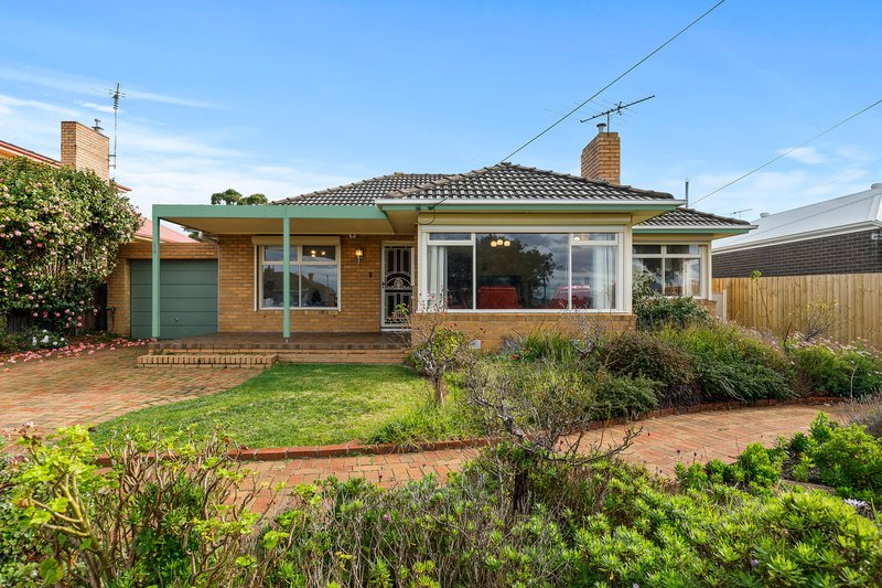 14 Hamlyn Avenue, Hamlyn Heights VIC 3215