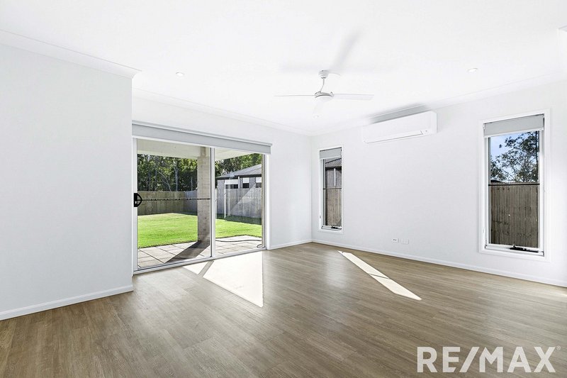 Photo - 14 Harmony Avenue, Urraween QLD 4655 - Image 5