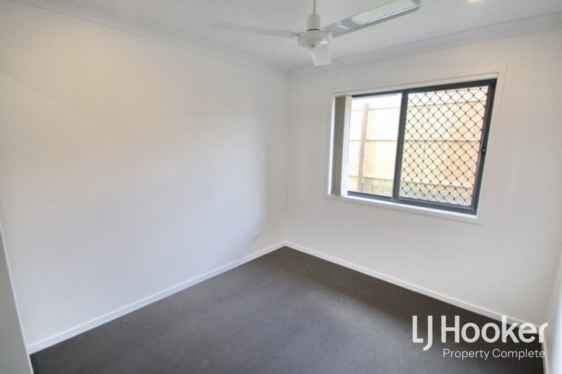 Photo - 14 Harmony Street, Yarrabilba QLD 4207 - Image 7