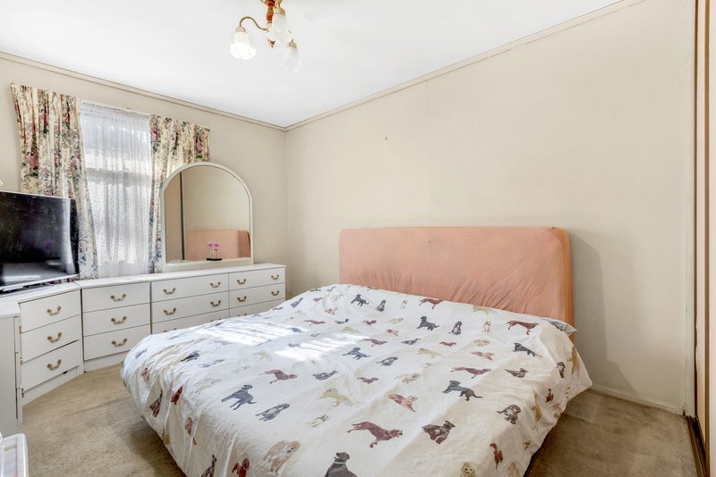 Photo - 14 Haslam Crescent, Elizabeth Vale SA 5112 - Image 13