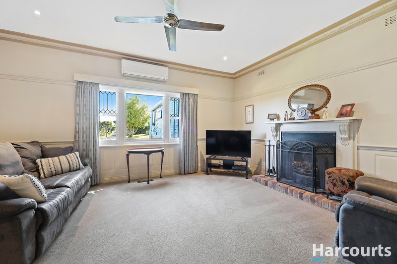 Photo - 14 Hastings Square, Warragul VIC 3820 - Image 4