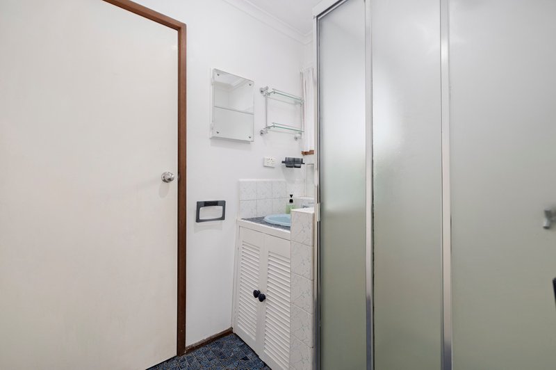 Photo - 14 Hayden Street, Hoppers Crossing VIC 3029 - Image 5