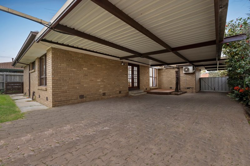 Photo - 14 Hayden Street, Hoppers Crossing VIC 3029 - Image 14