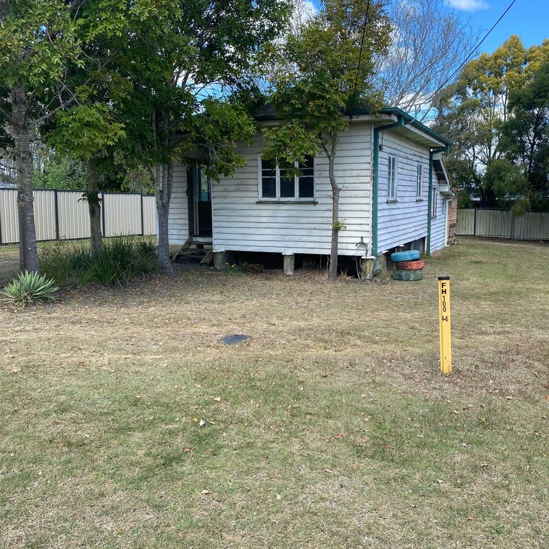 14 Hayes Street, Raceview QLD 4305