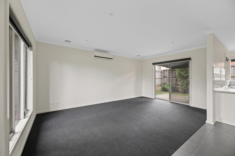 Photo - 1/4 Hearn Street, Drouin VIC 3818 - Image 5