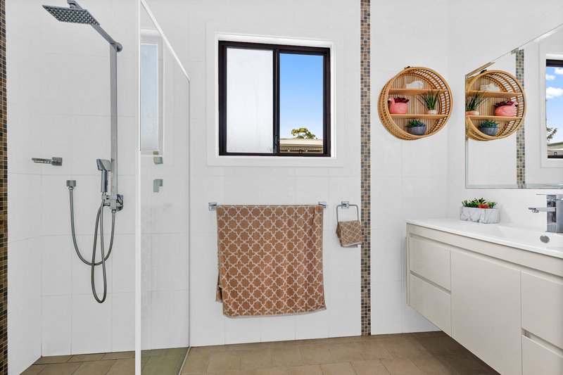 Photo - 14 Heininger Street, Dapto NSW 2530 - Image 5