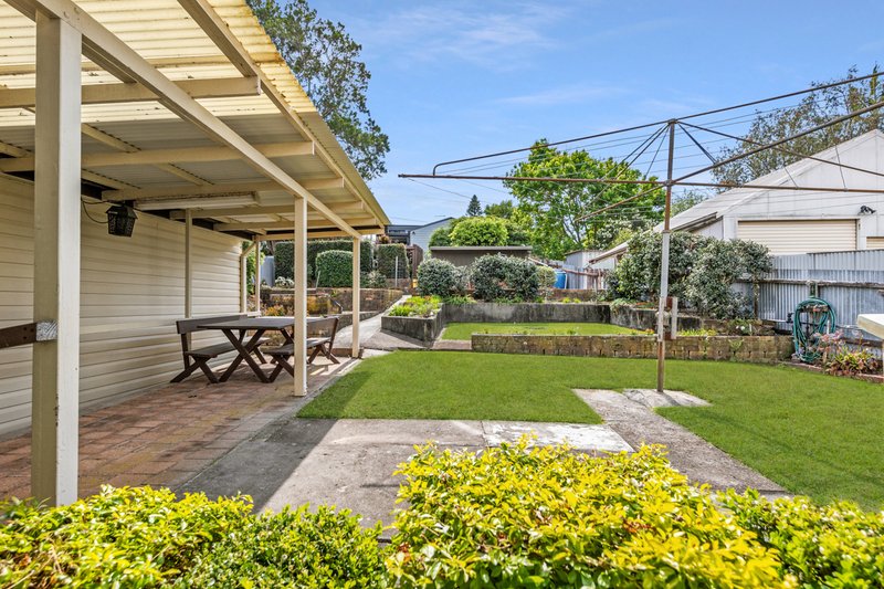 Photo - 14 Helen Street, Mount Hutton NSW 2290 - Image 4