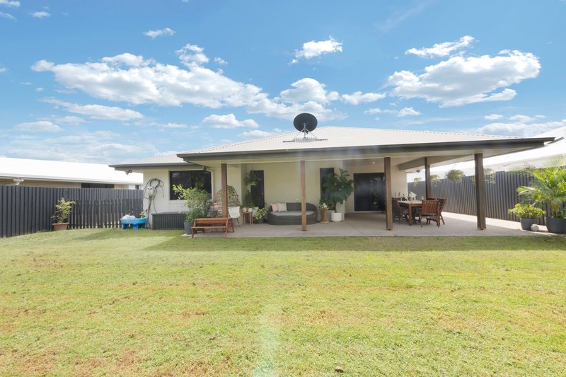 Photo - 14 Helmsman Drive, Bucasia QLD 4750 - Image 12