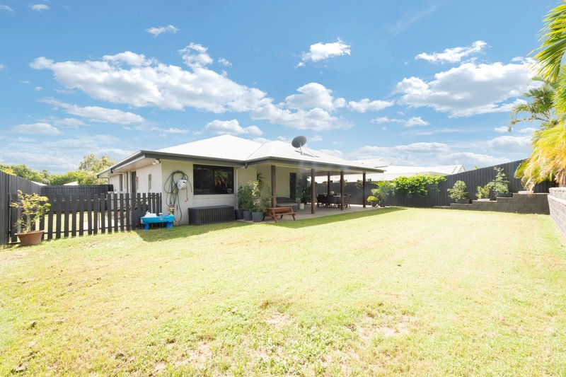 Photo - 14 Helmsman Drive, Bucasia QLD 4750 - Image 13