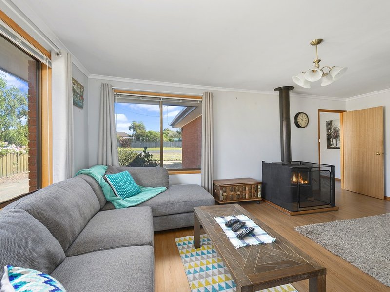 Photo - 14 Henry Street, Sorell TAS 7172 - Image 2