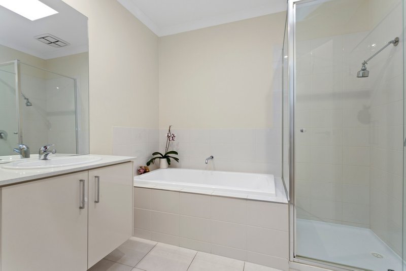 Photo - 14 Henwood Rise, Mernda VIC 3754 - Image 11