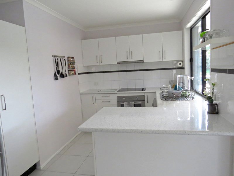 Photo - 14 Hermosa Street, Mountain Creek QLD 4557 - Image 4