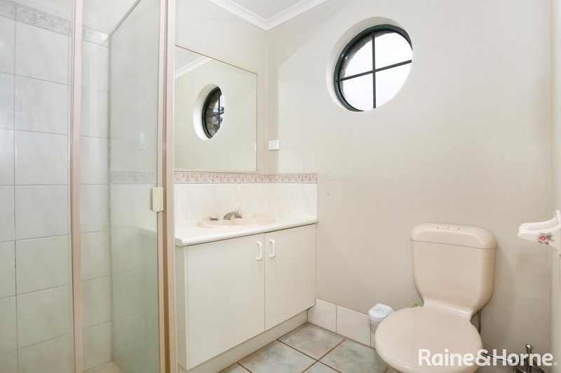 Photo - 14 Herring Court, Roxburgh Park VIC 3064 - Image 9