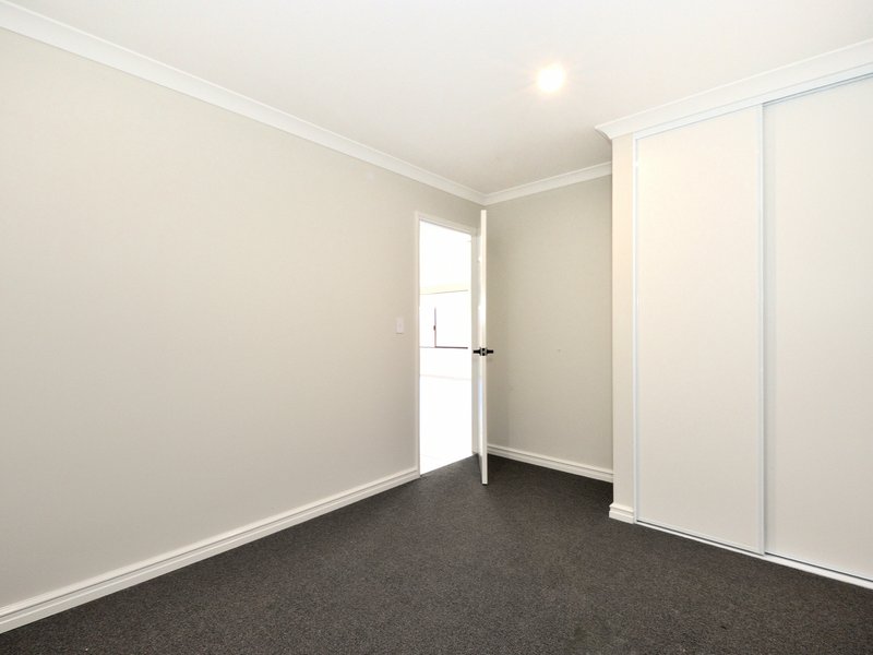 Photo - 14 Herterton Road, Baldivis WA 6171 - Image 15