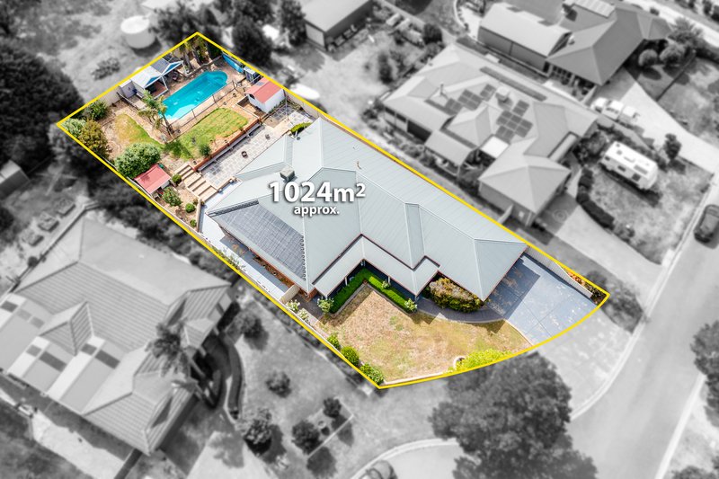 14 Hibiscus Court, Kilmore VIC 3764