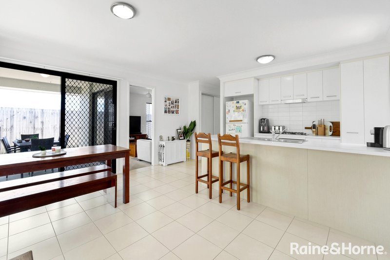 Photo - 14 Highcrest Court, Bucasia QLD 4750 - Image 6