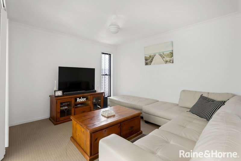 Photo - 14 Highcrest Court, Bucasia QLD 4750 - Image 8