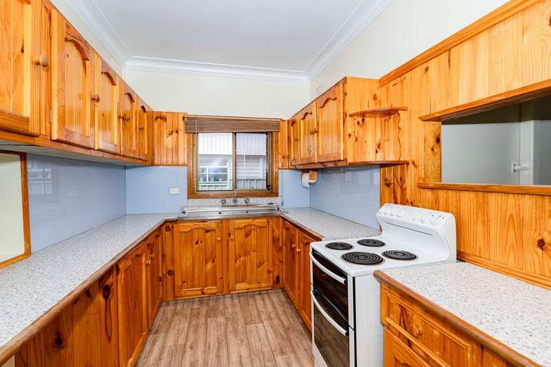 Photo - 14 Highview Street, Blacktown NSW 2148 - Image 2