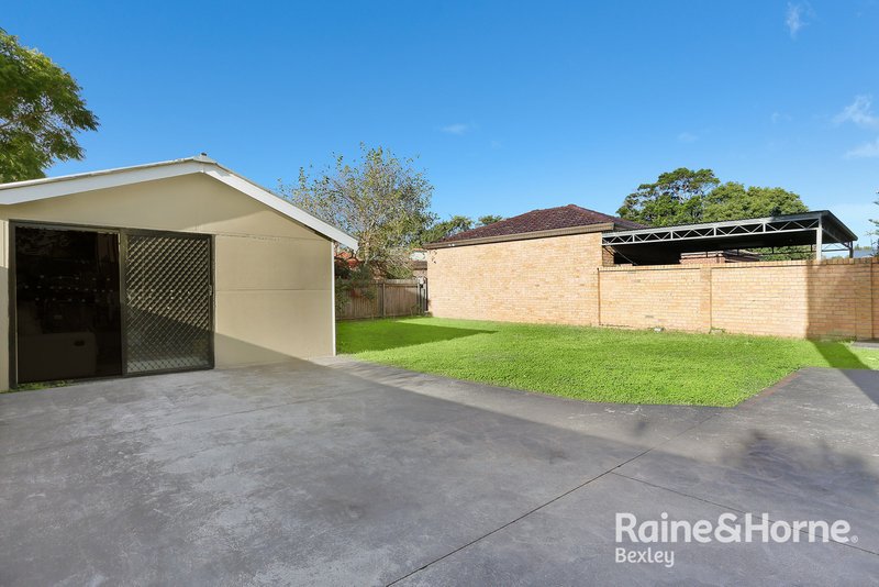 Photo - 14 Highworth Avenue, Bexley NSW 2207 - Image 8