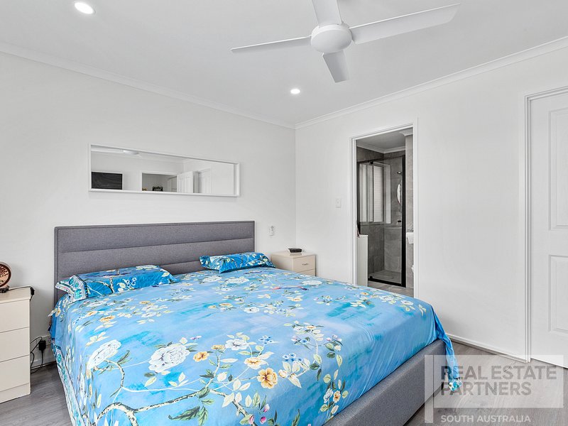 Photo - 14 Hillburn Avenue, Windsor Gardens SA 5087 - Image 13