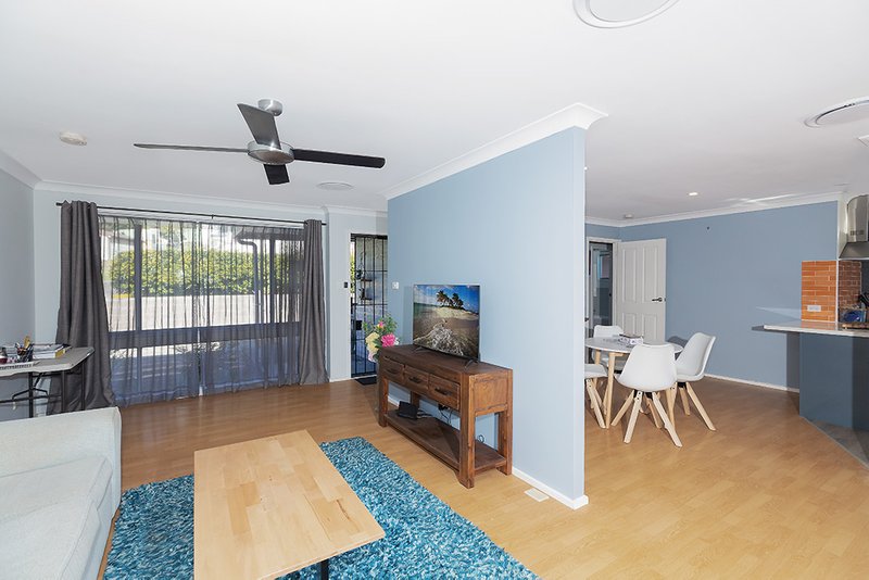 Photo - 14 Hillside Crescent, Teralba NSW 2284 - Image 7