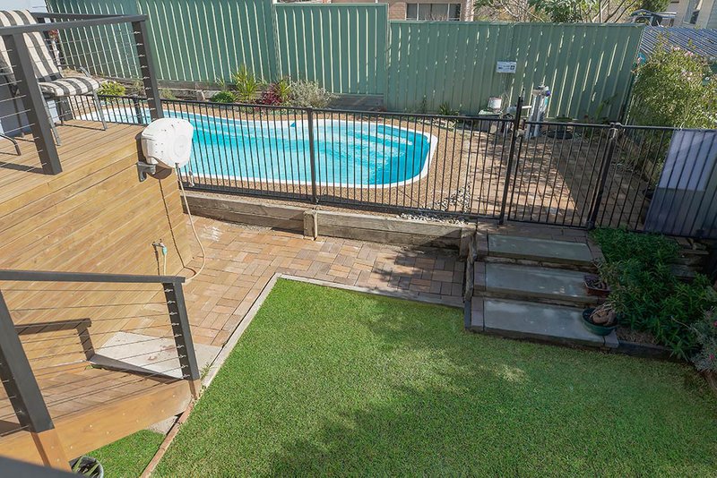 Photo - 14 Hillside Crescent, Teralba NSW 2284 - Image 10