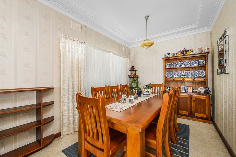 Photo - 14 Hilltop Crescent, Port Macquarie NSW 2444 - Image 6