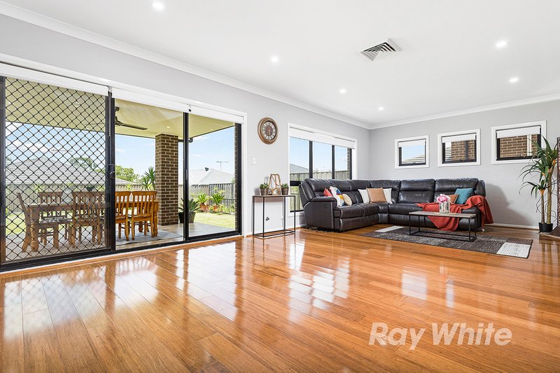 Photo - 14 Hillview Road, Kellyville NSW 2155 - Image 7