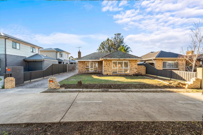 Photo - 14 Hilton Street, Hadfield VIC 3046 - Image 1