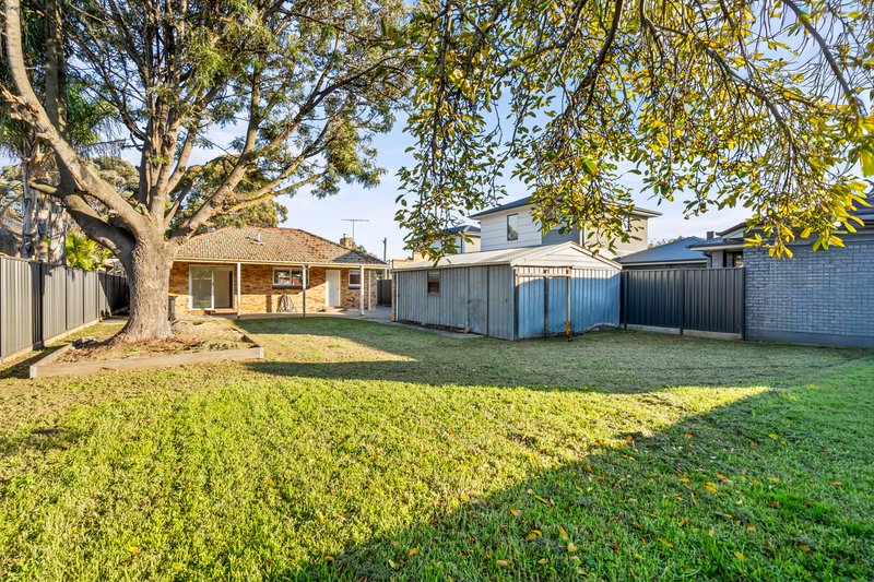 Photo - 14 Hilton Street, Hadfield VIC 3046 - Image 11