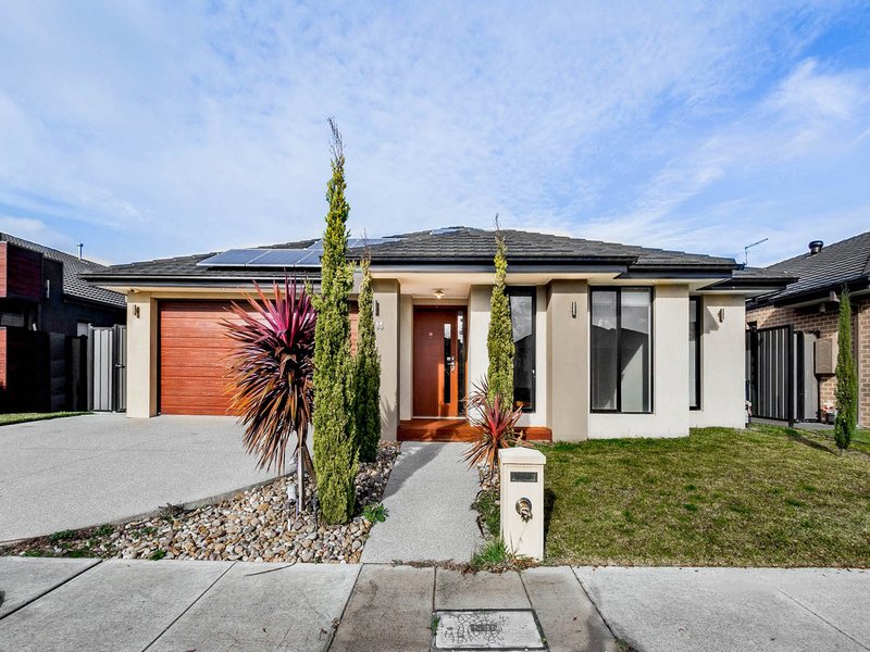 14 Hollingrove Avenue, Clyde North VIC 3978