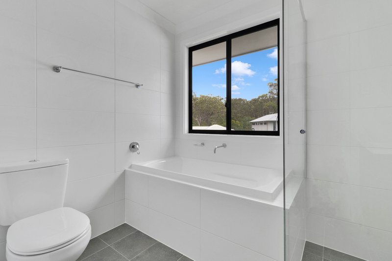 Photo - 14 Honey Myrtle Road, Warnervale NSW 2259 - Image 6