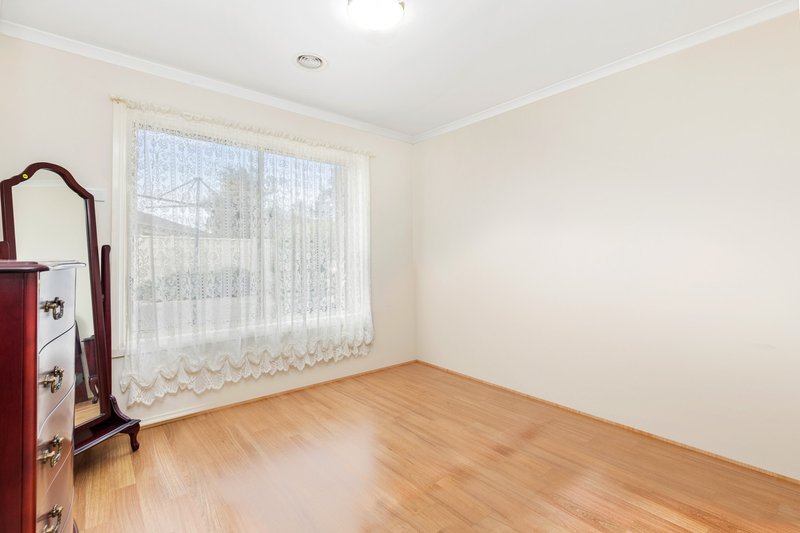 Photo - 1/4 Hotham Crescent, Hoppers Crossing VIC 3029 - Image 6