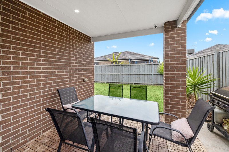 Photo - 14 Hounslow Drive, Wyndham Vale VIC 3024 - Image 18