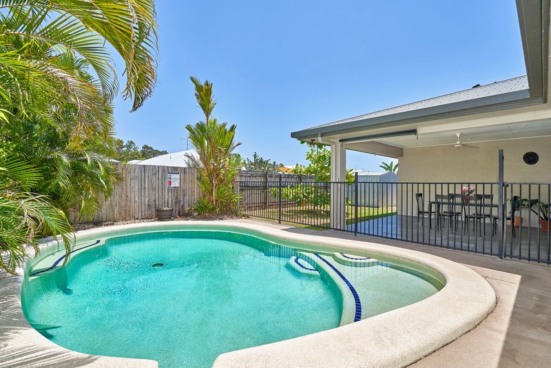 Photo - 14 Howie Close, Kewarra Beach QLD 4879 - Image